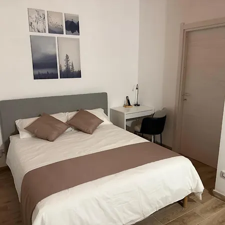 Carrubba - La Casa Dei Nonni Bed & Breakfast 3*