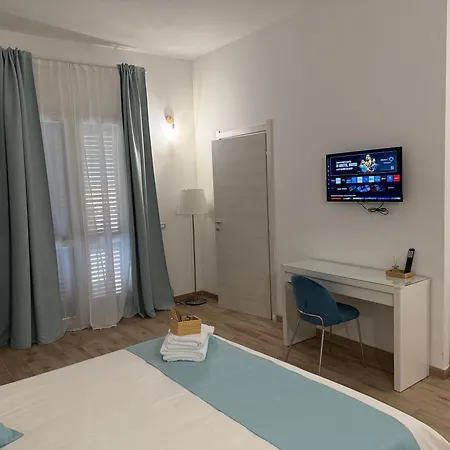 Carrubba - La Casa Dei Nonni Bed & Breakfast Riesi